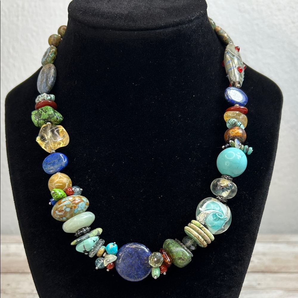 Desert Heart Multicolor Stone Beaded Necklace